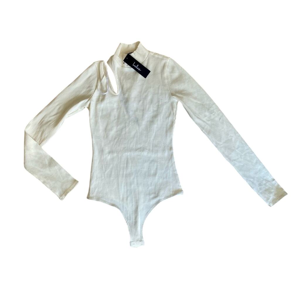 NWT Lulus Minimal Chic Mock Neck Rib Knit Cut-out Shoulder Long Sleeve Bodysuit